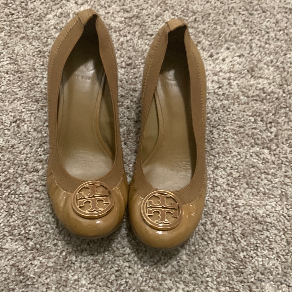 Tory Burch Caroline In Camel